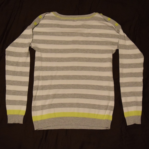 t/o sweaters grey and yellow sweater - Picture 5 of 5